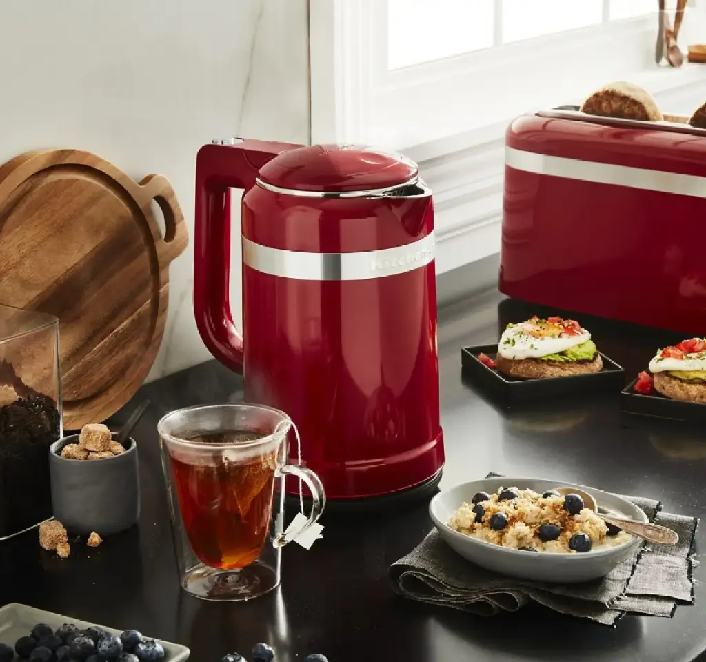 Tetera Eléctrica KitchenAid 1500W 1.5L Empire Red